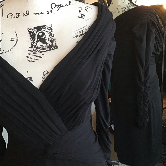 Tadashi Collection LBD Sexy Ruching Small - Picture 3 of 8